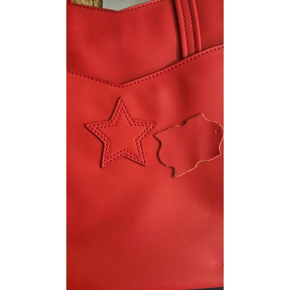 bobbi 70's Brooklyn Inspire Lipstick Red Ladies Bag - Picture 10 of 12